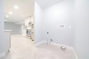 9902 W Raintree Dr, Sun City, AZ 85351 - Photo 8