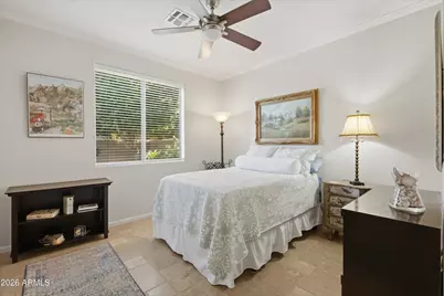 218 W Vinedo Lane, Tempe, AZ 85284 - Photo 38