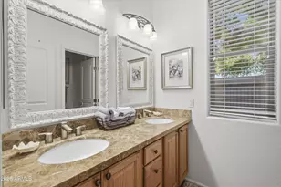 218 W Vinedo Ln, Tempe, AZ 85284 - Photo 40