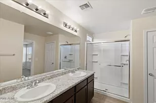 7119 W Golden Ln, Peoria, AZ 85345 - Photo 12
