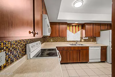 26423 S Snead Drive, Sun Lakes, AZ 85248 - Photo 12