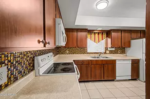 26423 S Snead Dr, Sun Lakes, AZ 85248 - Photo 12