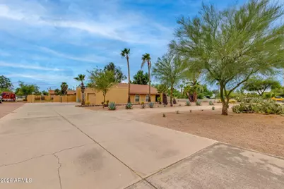 8117 E Gray Road, Scottsdale, AZ 85260 - Photo 12