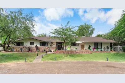 7026 E Sunnyside Drive, Scottsdale, AZ 85254 - Photo 2