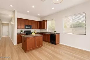 2395 S Whetstone Pl, Chandler, AZ 85286 - Photo 8