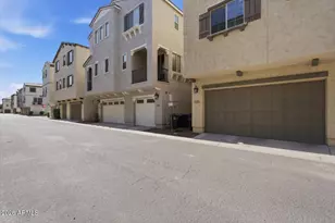1732 E Dogwood Ln, Gilbert, AZ 85295 - Photo 32