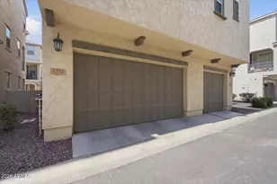 1732 E Dogwood Ln, Gilbert, AZ 85295 - Photo 32