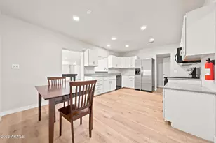 137 E Vista Del Cerro Dr, Tempe, AZ 85281 - Photo 10