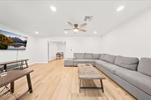 137 E Vista Del Cerro Dr, Tempe, AZ 85281 - Photo 6