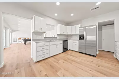 137 E Vista Del Cerro Drive, Tempe, AZ 85281 - Photo 12