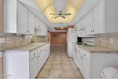 12212 N Paradise Village Parkway S #137, Phoenix, AZ 85032 - Photo 10