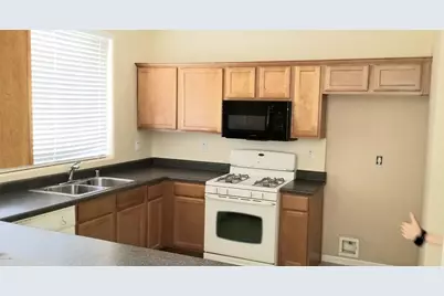 2202 N 135th Drive, Goodyear, AZ 85338 - Photo 2