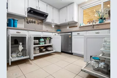 4604 W Gardenia Avenue, Glendale, AZ 85301 - Photo 18