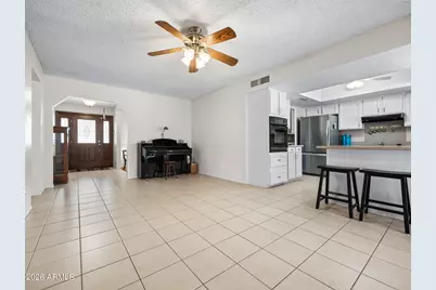 4604 W Gardenia Avenue, Glendale, AZ 85301 - Photo 12