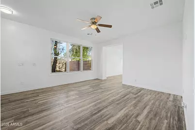 18293 W Elm Street, Surprise, AZ 85388 - Photo 6