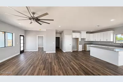 33112 W Dobbins Road, Tonopah, AZ 85354 - Photo 8