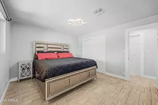 3639 W Lawrence Ln, Phoenix, AZ 85051 - Photo 16