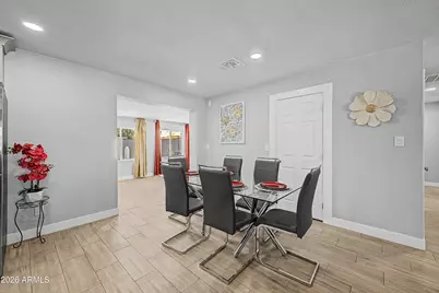 3639 W Lawrence Lane, Phoenix, AZ 85051 - Photo 14