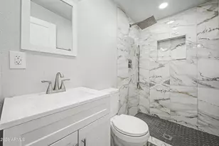 3639 W Lawrence Ln, Phoenix, AZ 85051 - Photo 32
