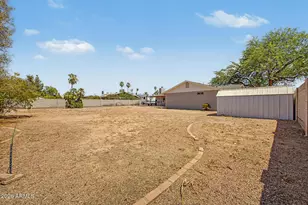 3054 W Tierra Buena Ln, Phoenix, AZ 85053 - Photo 36