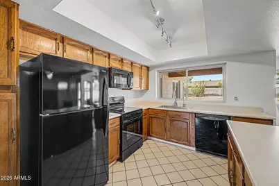 3054 W Tierra Buena Lane, Phoenix, AZ 85053 - Photo 18