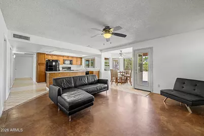 3054 W Tierra Buena Lane, Phoenix, AZ 85053 - Photo 10