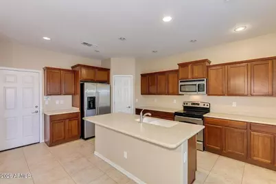 16210 N 22nd Lane, Phoenix, AZ 85023 - Photo 10