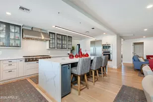 2409 E Solano Dr, Phoenix, AZ 85016 - Photo 8