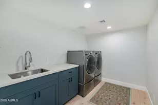 2409 E Solano Dr, Phoenix, AZ 85016 - Photo 16