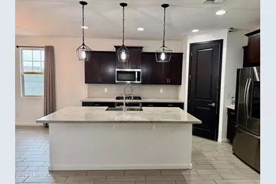11002 W Marguerite Avenue, Tolleson, AZ 85353 - Photo 4