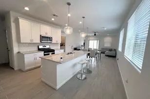 353 N Spring Flower Dr, Tucson, AZ 85748 - Photo 2