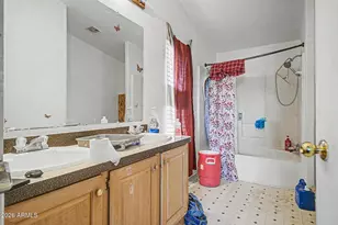 11382 W Custer Rd, Arizona City, AZ 85123 - Photo 10