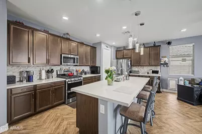 17279 W Dahlia Drive, Surprise, AZ 85388 - Photo 4