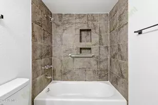 8608 E Whitton Ave, Scottsdale, AZ 85251 - Photo 12