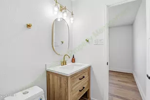 8608 E Whitton Ave, Scottsdale, AZ 85251 - Photo 20