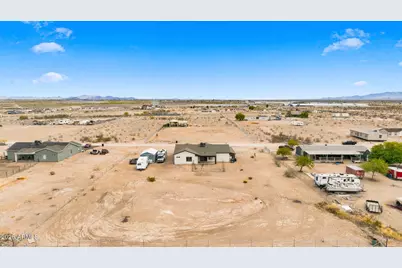 33201 W Siesta Way, Tonopah, AZ 85354 - Photo 2