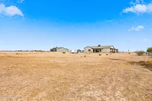 33201 W Siesta Way, Tonopah, AZ 85354 - Photo 34