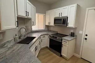 1015 S Val Vista Dr, Mesa, AZ 85204 - Photo 10