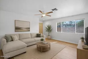 2901 W Irma Ln, Phoenix, AZ 85027 - Photo 2