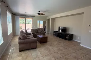 136 W Latigo Cir, San Tan Valley, AZ 85143 - Photo 2