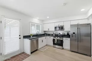 233 E Ellis Dr, Tempe, AZ 85282 - Photo 12