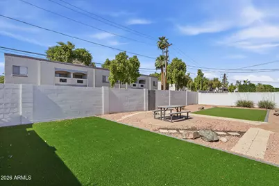 233 E Ellis Drive, Tempe, AZ 85282 - Photo 38