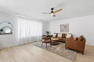 233 E Ellis Dr, Tempe, AZ 85282 - Photo 6