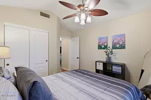 315 W Kelton Ln, Phoenix, AZ 85023 - Photo 26