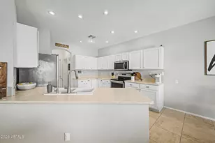 4730 E Silverwood Dr, Phoenix, AZ 85048 - Photo 4
