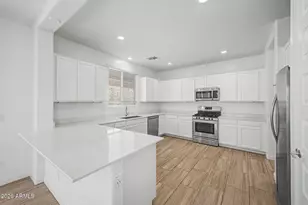 1973 S Bedford Pl, Chandler, AZ 85286 - Photo 4