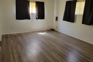 8401 N 67th Ave, Glendale, AZ 85302 - Photo 18