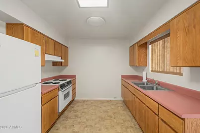 9691 N 111th Avenue, Sun City, AZ 85351 - Photo 6