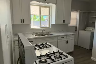 2221 E Osborn Rd, Phoenix, AZ 85016 - Photo 8