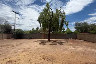 2221 E Osborn Rd, Phoenix, AZ 85016 - Photo 16